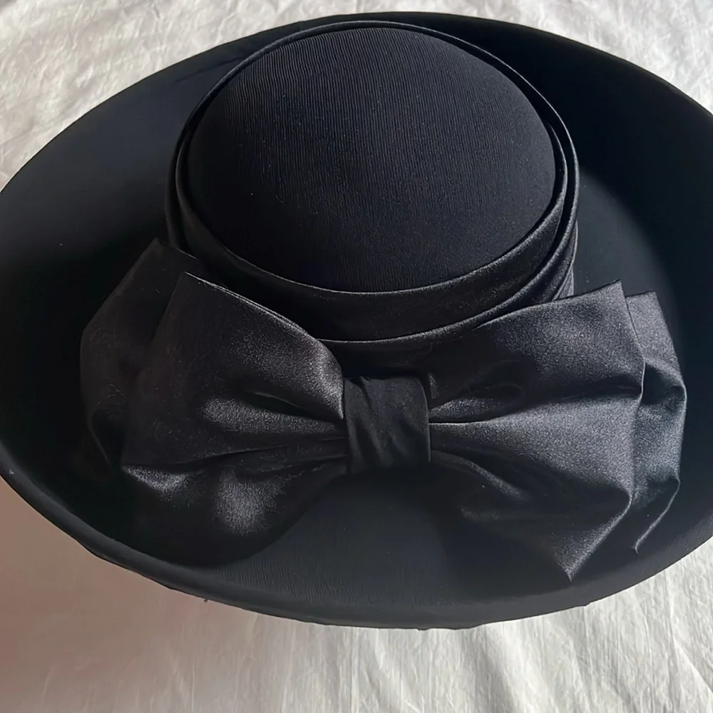 ML Studio Hat , Derby Hat, Church Hat Black Big Bow Wide Rim Millinery - Picture 1 of 15